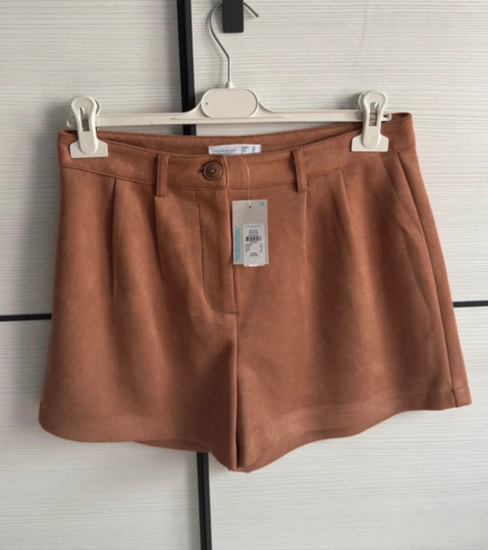 Shorts de ante marrón de Primark (Talla 40)